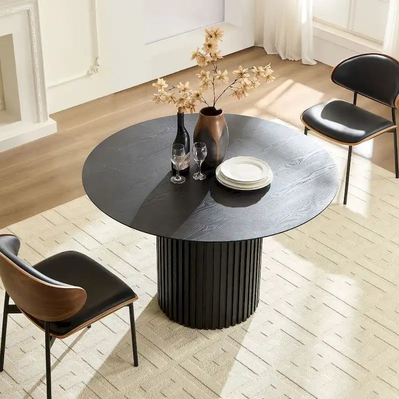 Extendable Round Dining Table with Oak Veneer Top